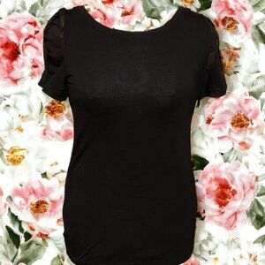 Black top with poufy lace short-sleeves, romantic, MNG Mango size L large